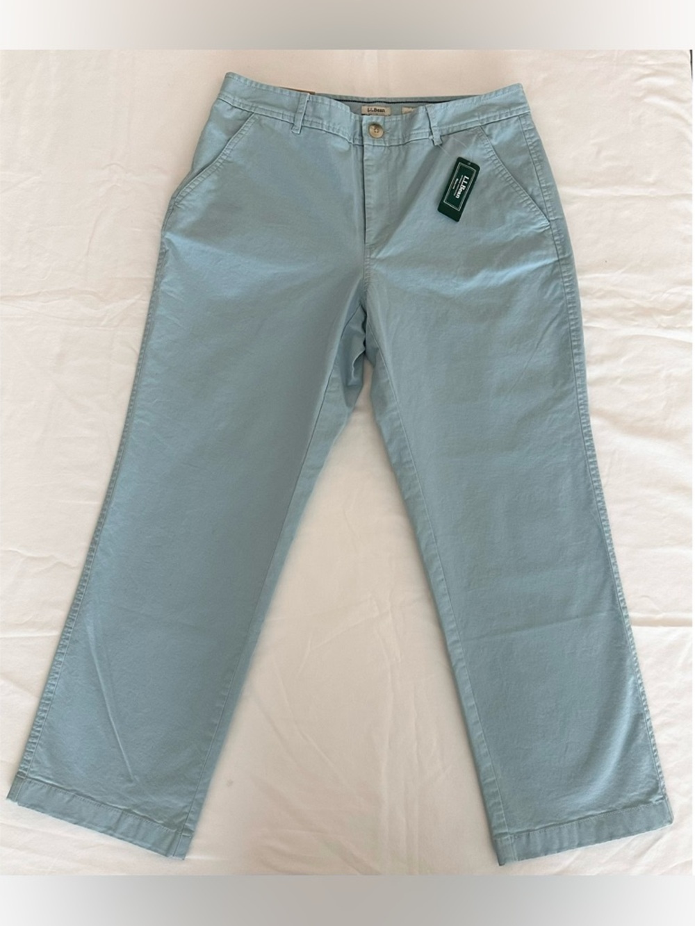 L.L.Bean Ultimate Chino Crop Straight Leg Powder Blue Pants Size 6 Favorite Fit